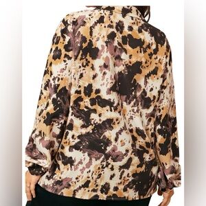 POL Animal Print Button Front shirt/top,pockets,white w/brown tones,oversized, M